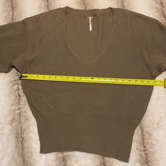 Free People V-Neck Women Sweater Pullover Jacket - Picture 12 of 13